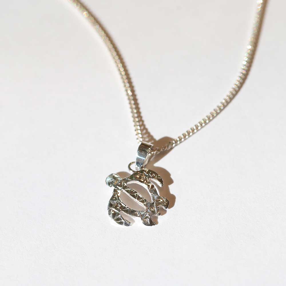 手作りハワイアンジュエリー体験　ホヌ