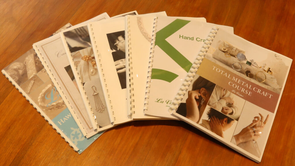 ラヴァーグジュエリースクールオリジナルテキスト