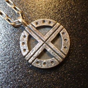 ホピ族のメディスンホイールのネックレス