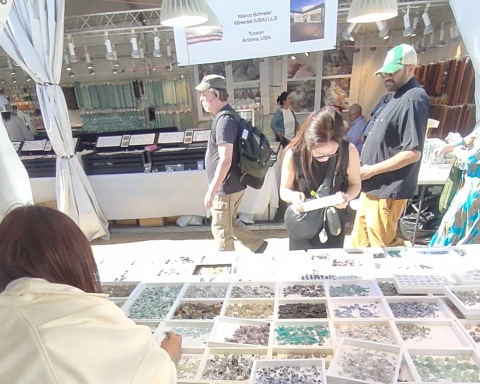 ツーソンジェムショー プエブロで買付け