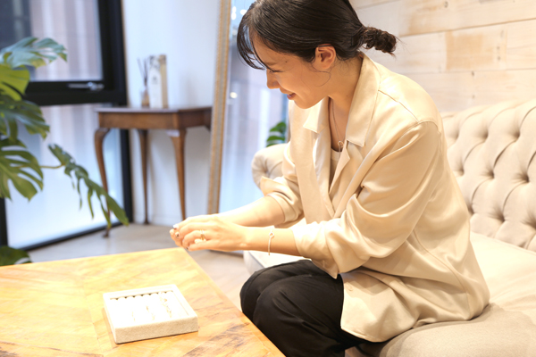 I/VVORYのデザイナー内田さん