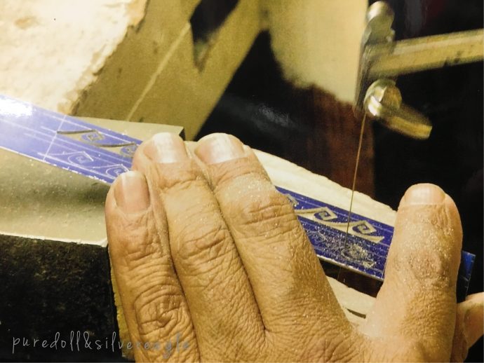 ホピ族のオーバーレイ作業風景