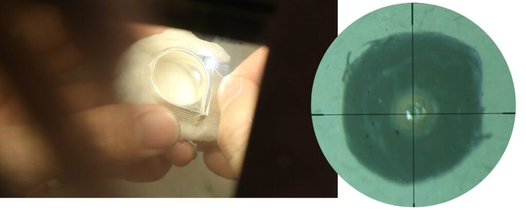 レーザー溶接機で溶接している様子