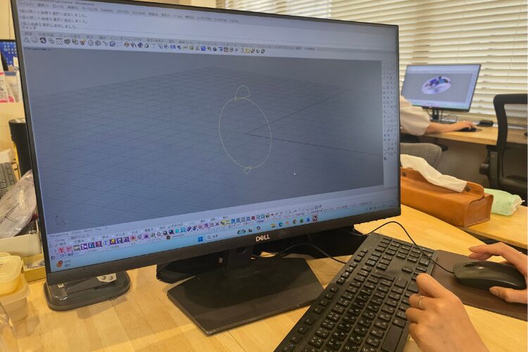 ジュエリーCADコース通学受講デモの様子
